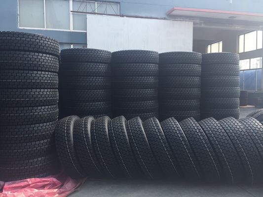 1200R20 हेवी ड्यूटी ट्रक टायर